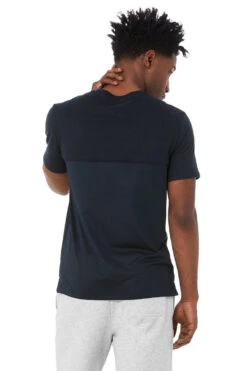 Alo Airwave Tee (Men's) - Dark Navy (Available Size: S) -Nike Store M1182R 00590 3 750x 4c289890 fa60 484d a329 83f10d91021f