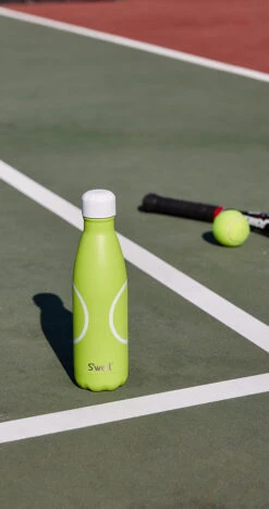 S'well Match Point Bottle - 500mL (17 Oz) -Nike Store VK SWELL JAN202113