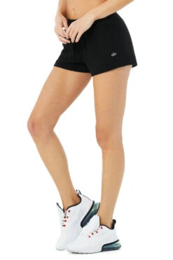 Alo Daze Short (Women's) - Black (Available Size: M) -Nike Store W6116R 01 b1 s1 a2 m19 750x 47a000e5 2d76 4225 add0 594c9d6b8dfc